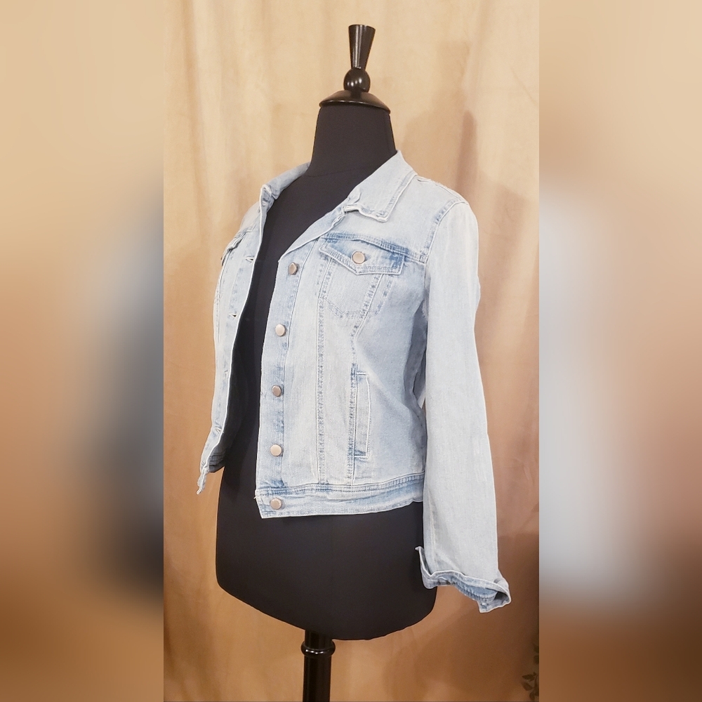 "NWOT" SUNSET LANE DENIM JACKET